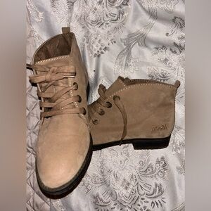 WOMENS Blowfish Shoes